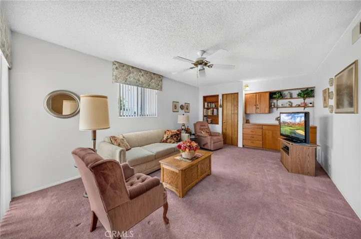 1240 W Montrose Avenue, Hemet, California 92543