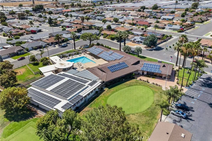 1240 W Montrose Avenue, Hemet, California 92543