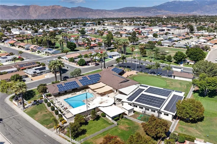 1240 W Montrose Avenue, Hemet, California 92543