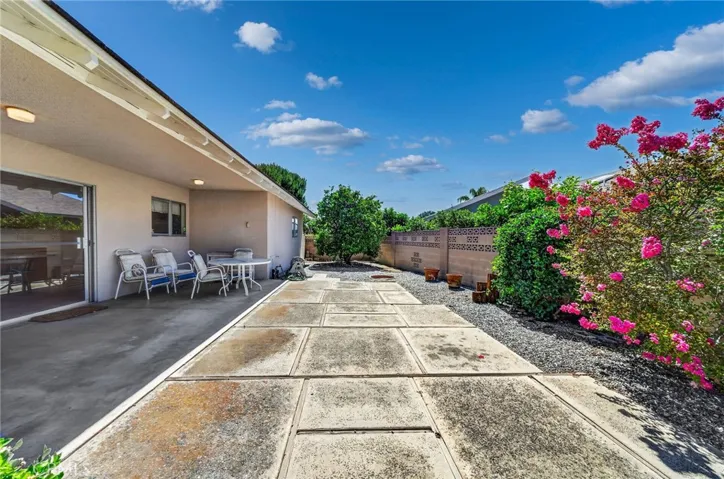 1240 W Montrose Avenue, Hemet, California 92543