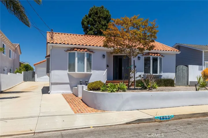 1813 5th Street, Manhattan Beach, California 90266