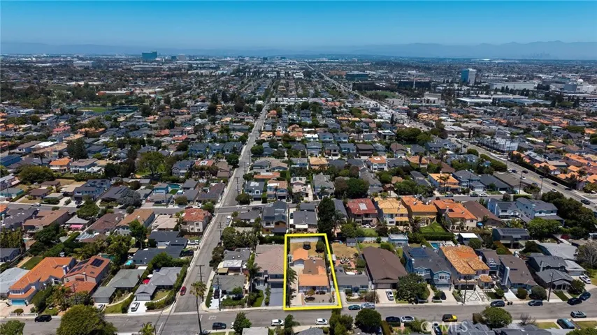 1813 5th Street, Manhattan Beach, California 90266