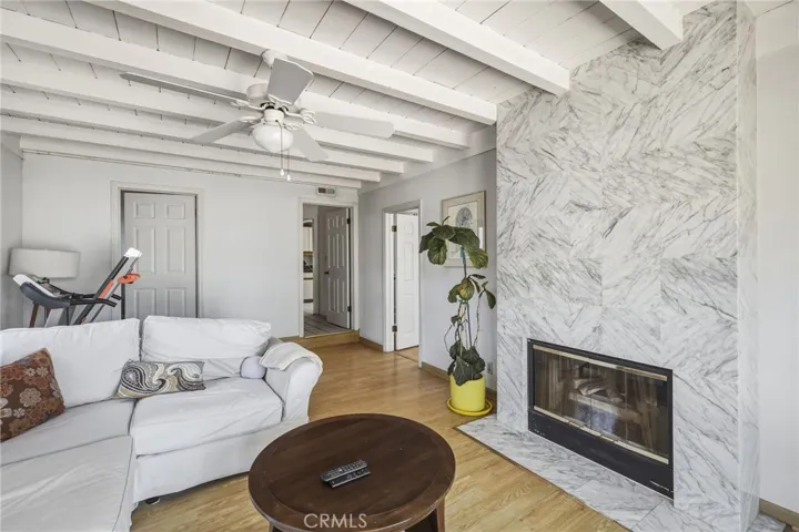 1813 5th Street, Manhattan Beach, California 90266