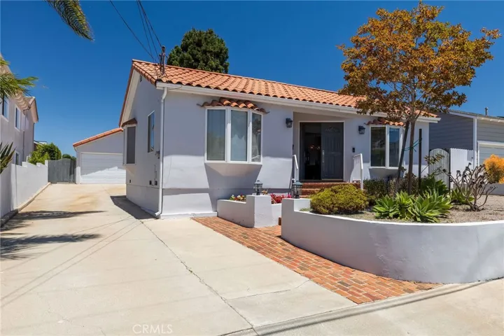 1813 5th Street, Manhattan Beach, California 90266