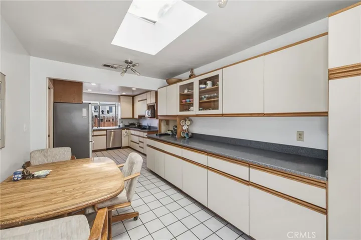 1813 5th Street, Manhattan Beach, California 90266