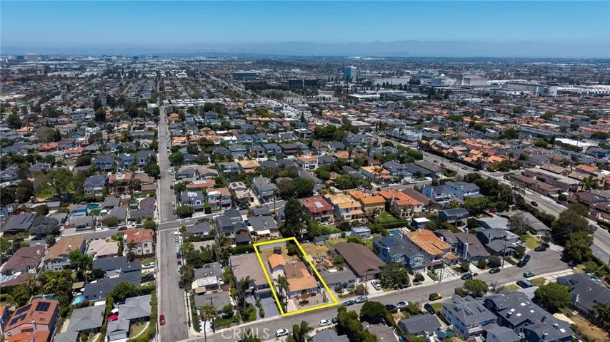 1813 5th Street, Manhattan Beach, California 90266