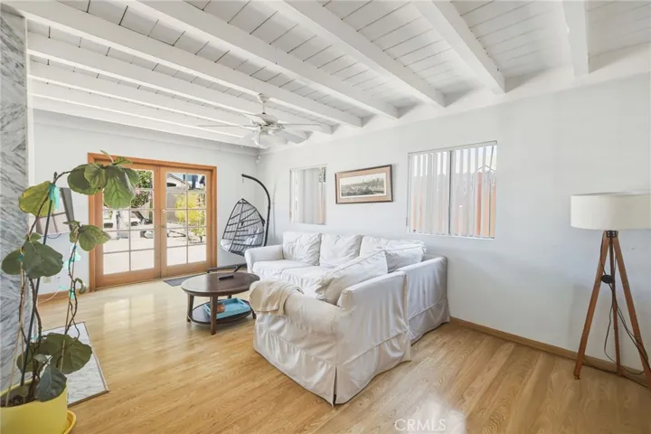 1813 5th Street, Manhattan Beach, California 90266