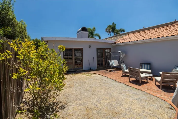 1813 5th Street, Manhattan Beach, California 90266