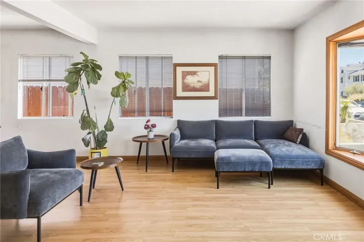 1813 5th Street, Manhattan Beach, California 90266