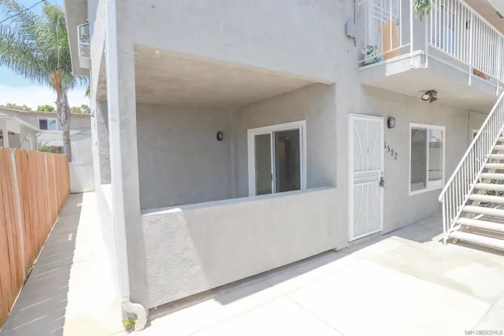 1522 24 Hornblend, San Diego, California 92109