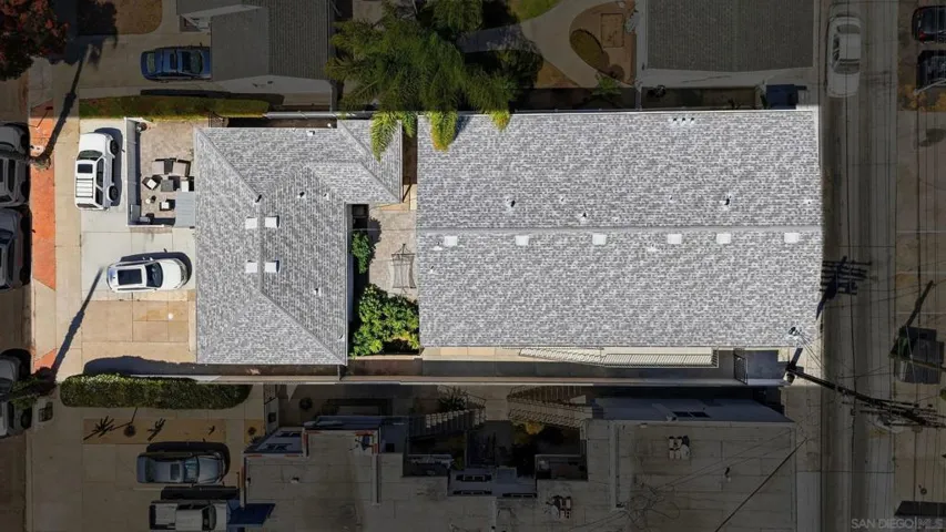 1522 24 Hornblend, San Diego, California 92109