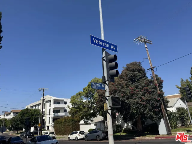 1601 Veteran Avenue 101, Los Angeles, California 90024