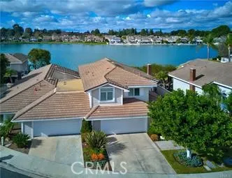 70 Fairlake