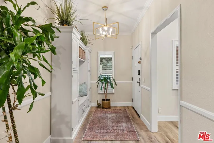 14844 Dickens Street 108, Sherman Oaks, California 91403