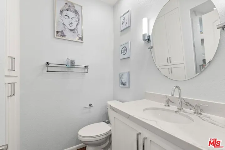 14844 Dickens Street 108, Sherman Oaks, California 91403