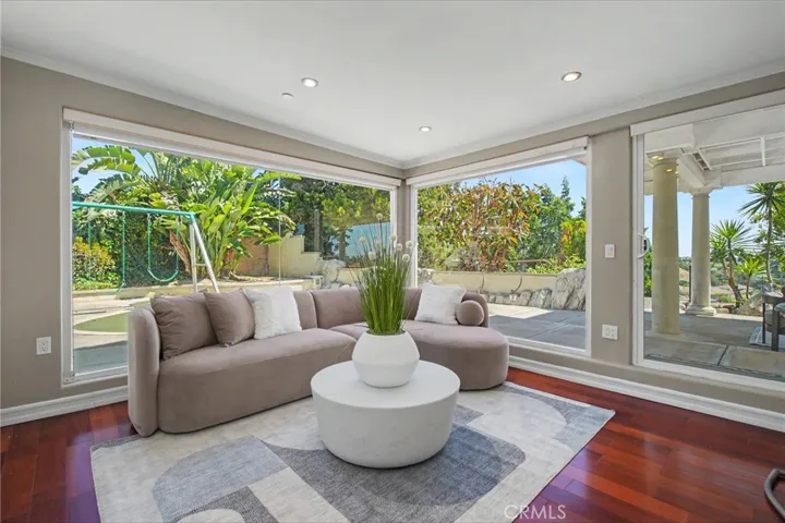 906 Summit Place, Monterey Park, California 91754