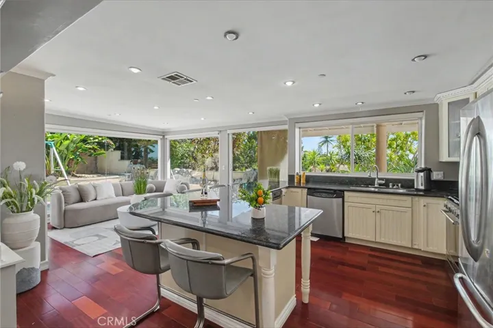 906 Summit Place, Monterey Park, California 91754