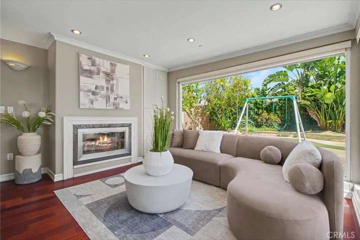 906 Summit Place, Monterey Park, California 91754