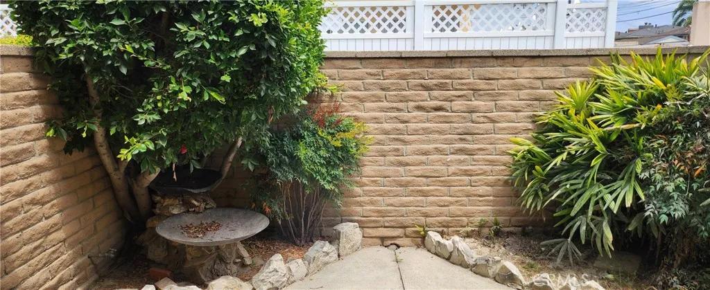 5448 W 57 Street, Los Angeles, California 90056