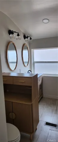 5448 W 57 Street, Los Angeles, California 90056