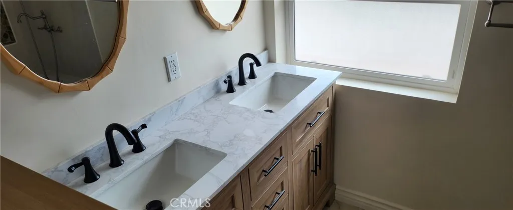 5448 W 57 Street, Los Angeles, California 90056