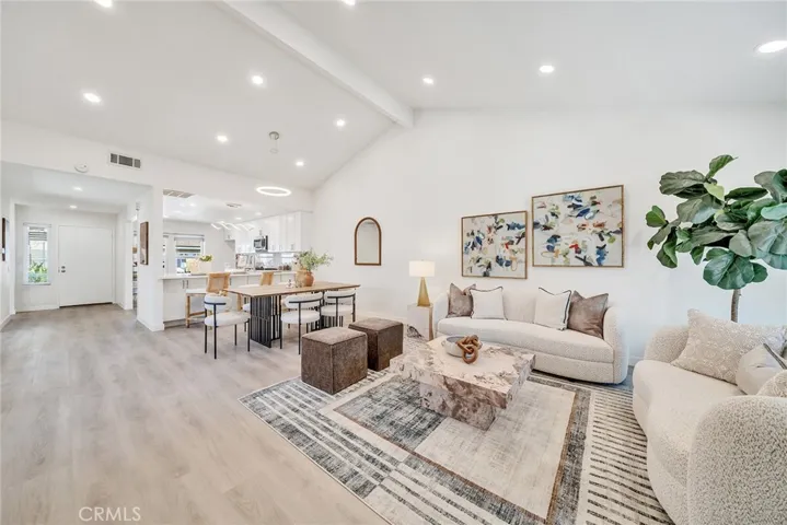 12 Primrose, Irvine, California 92604