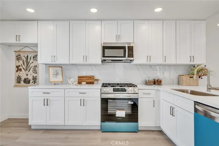 12 Primrose, Irvine, California 92604