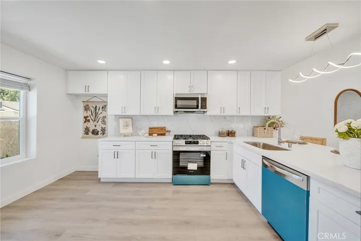 12 Primrose, Irvine, California 92604