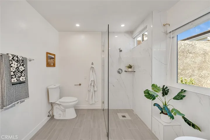 12 Primrose, Irvine, California 92604
