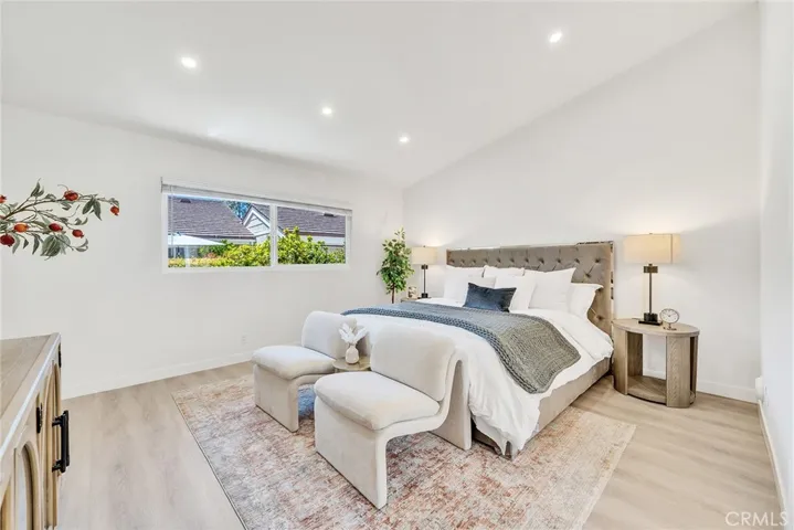 12 Primrose, Irvine, California 92604