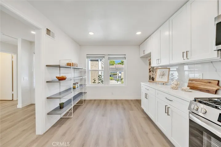 12 Primrose, Irvine, California 92604