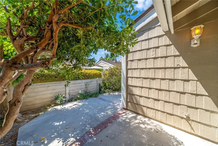 12 Primrose, Irvine, California 92604