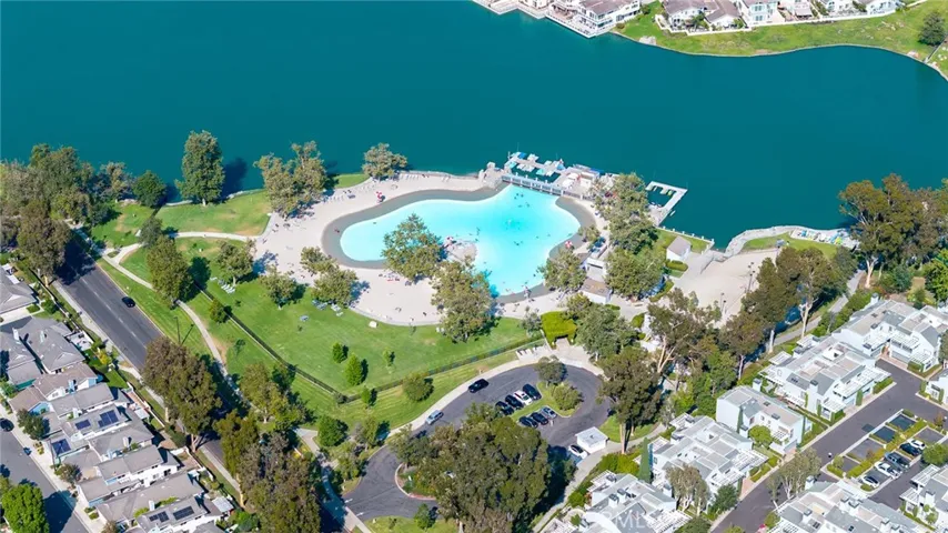 12 Primrose, Irvine, California 92604
