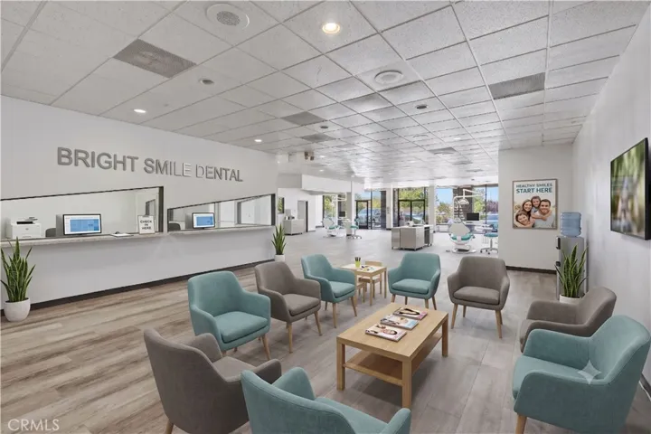 2140 E Palmdale Boulevard M, Palmdale, California 93550