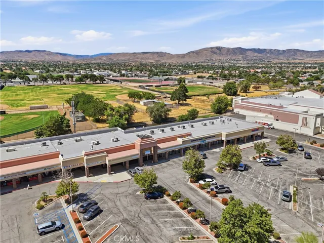 2140 E Palmdale Boulevard M, Palmdale, California 93550 — photo 4