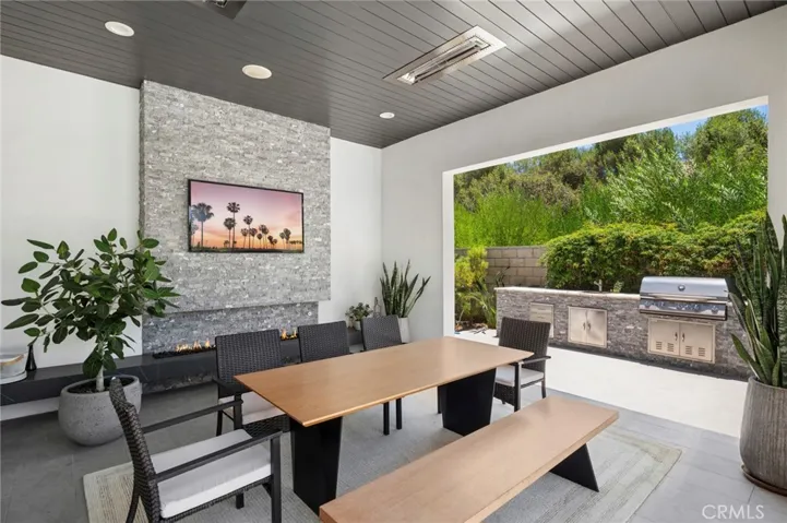 5742 Sierra Casa, Irvine, California 92603