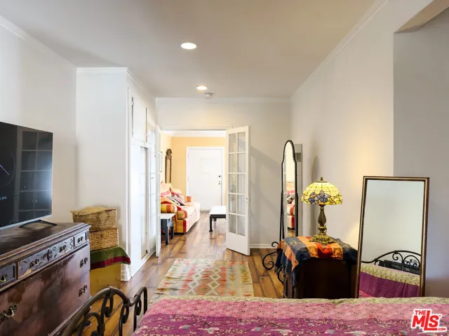 3857 2nd Avenue, Los Angeles, California 90008