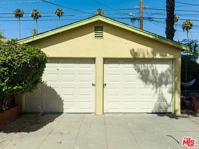 3857 2nd Avenue, Los Angeles, California 90008