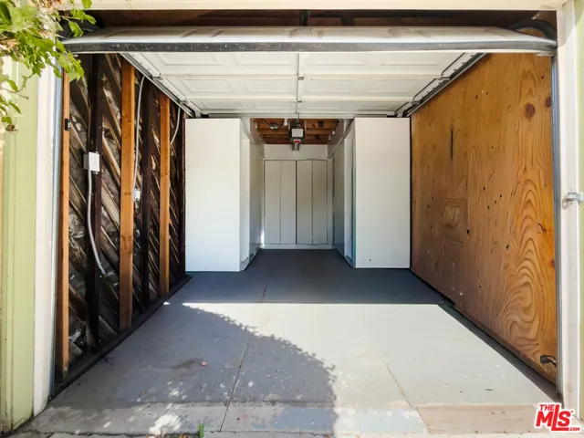 3857 2nd Avenue, Los Angeles, California 90008