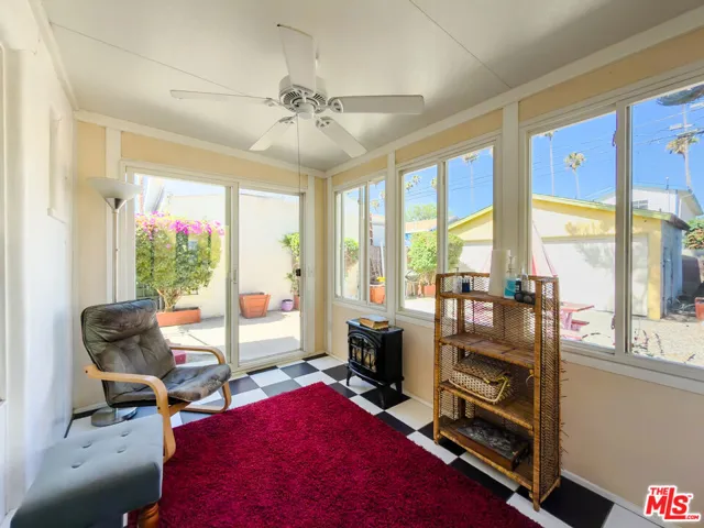 3857 2nd Avenue, Los Angeles, California 90008