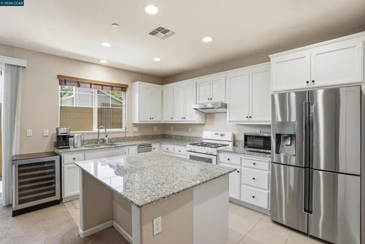 98 Belle Harbor Cir, Pittsburg, California 94565