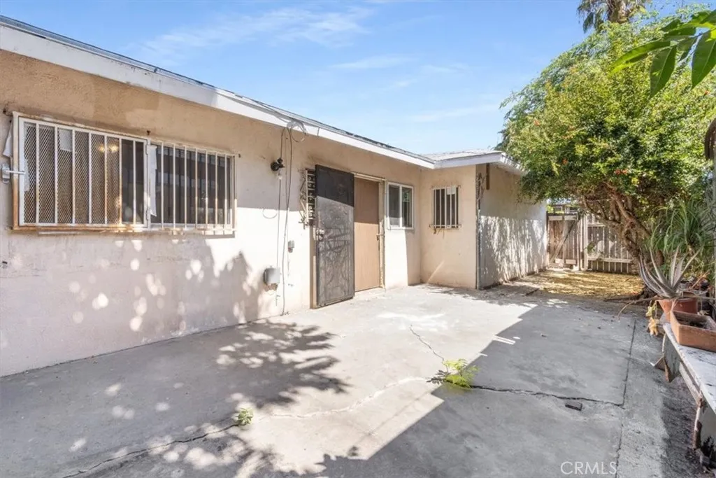 VACANT 1 BED UNIT