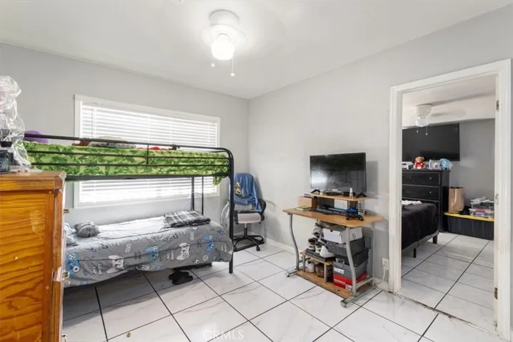 146 W 81st, Los Angeles, California 90003