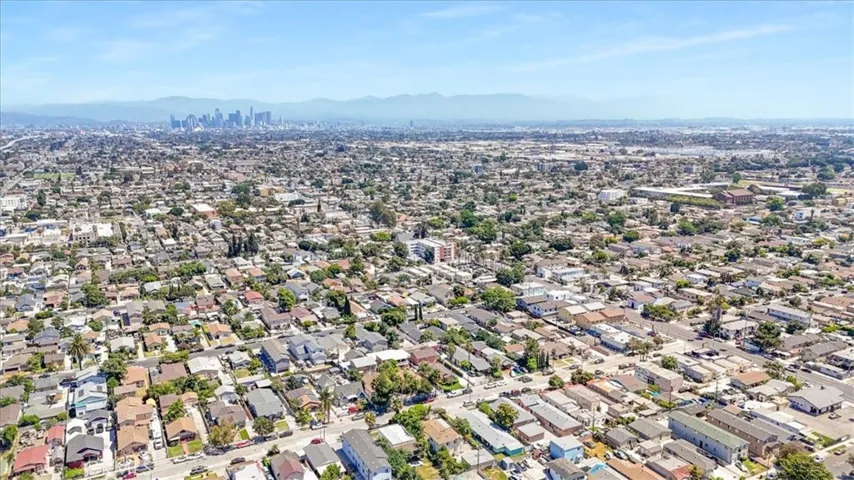 146 W 81st, Los Angeles, California 90003