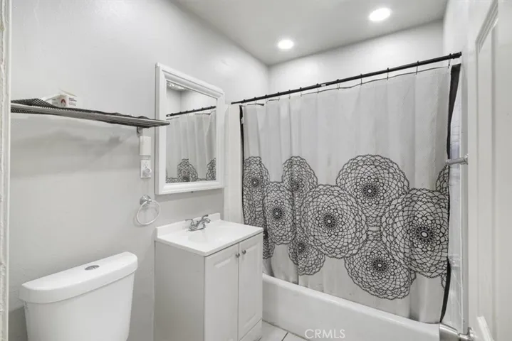 146 W 81st, Los Angeles, California 90003