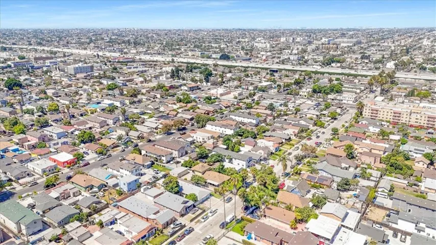 146 W 81st, Los Angeles, California 90003