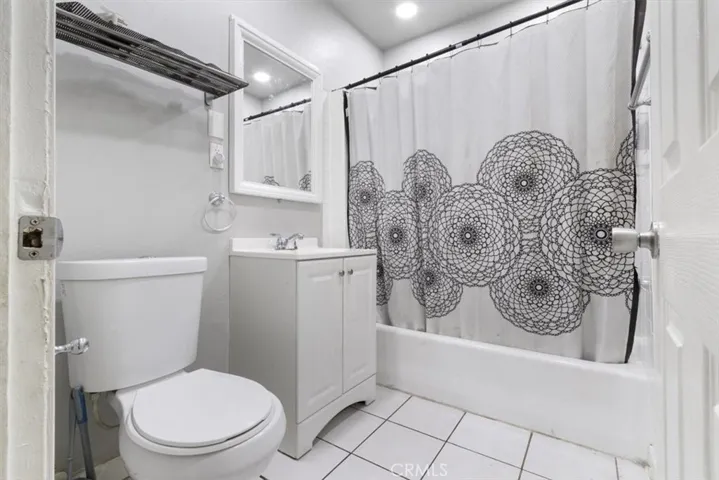 146 W 81st, Los Angeles, California 90003