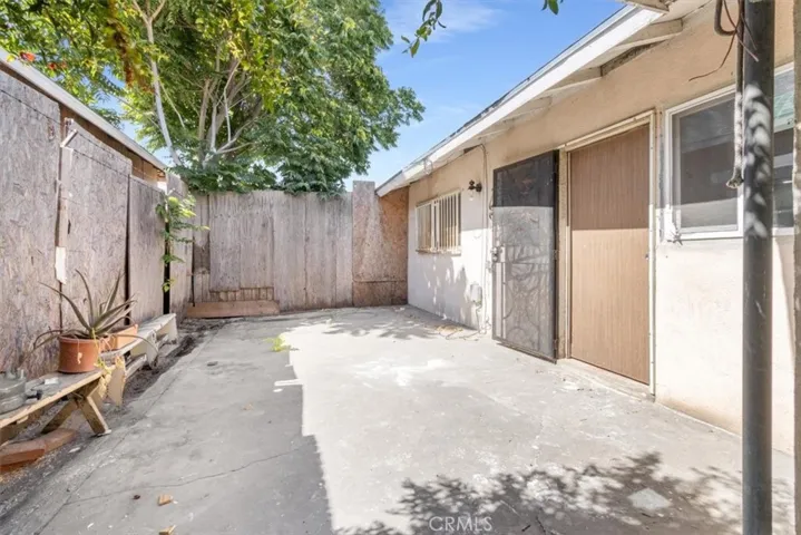 146 W 81st, Los Angeles, California 90003