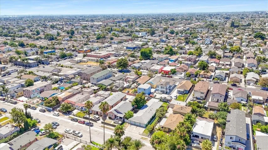146 W 81st, Los Angeles, California 90003