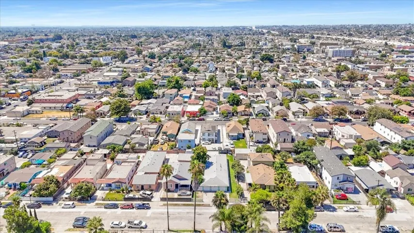 146 W 81st, Los Angeles, California 90003